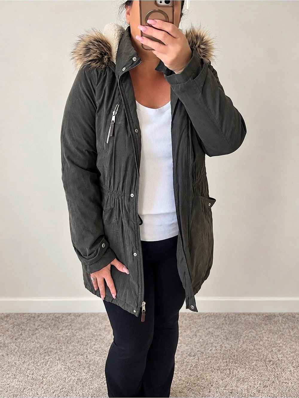 Coffee Shop New York Fur Trim Hooded Puffer Jacket XL